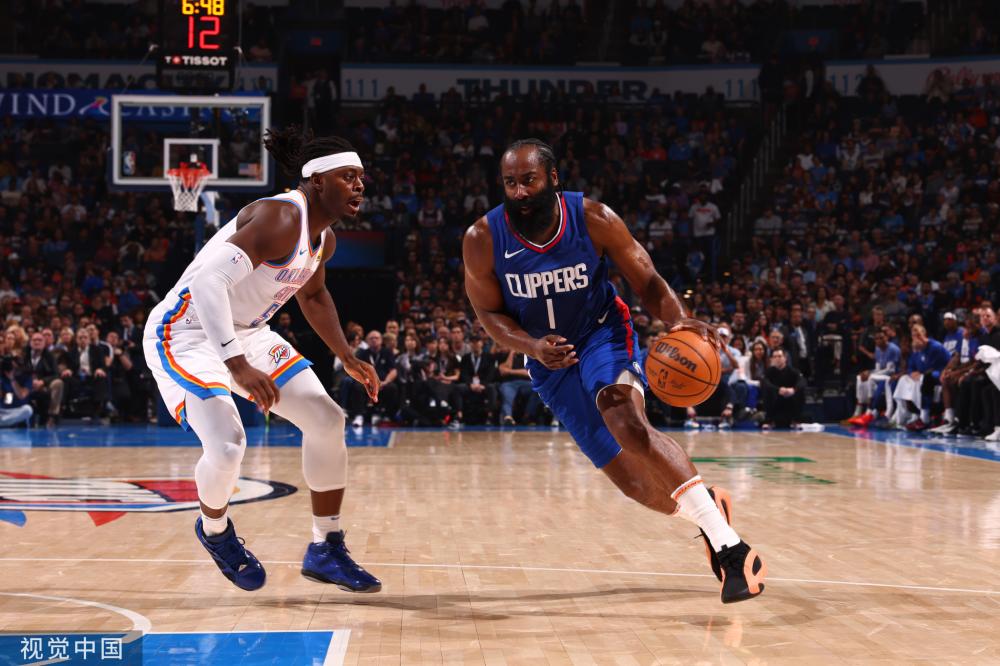 同时在防守 同时在防守